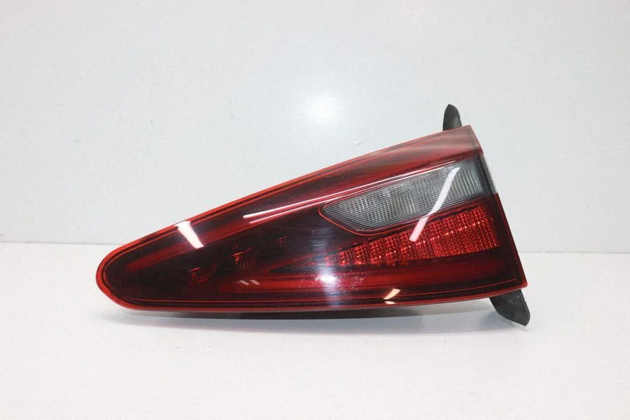 Tailgate rear/tail lights – Alfa Romeo Stelvio (2016-)