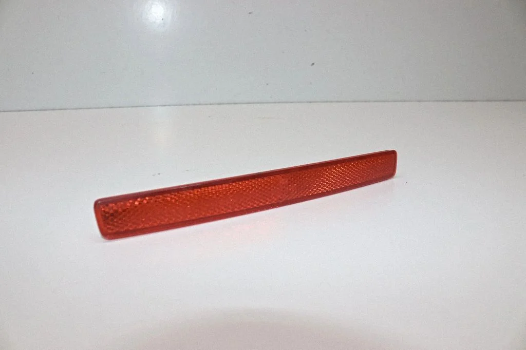 Rear tail light reflector A4638260300