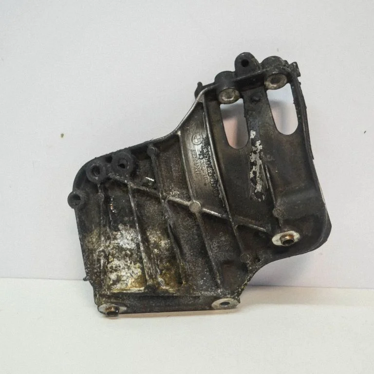 Kliimakompressori kinnitusklamber 7585167