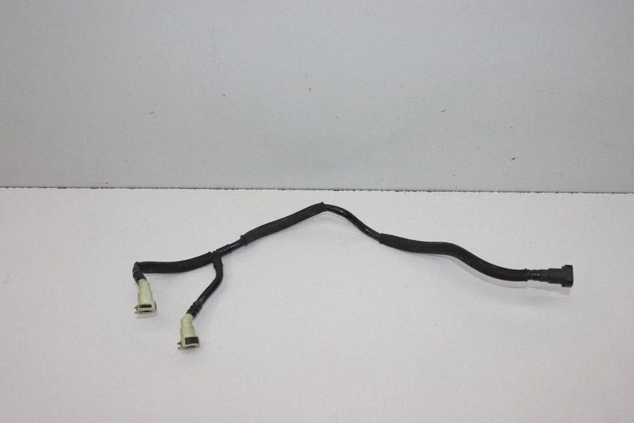 Engine coolant pipe/hose A4634703700