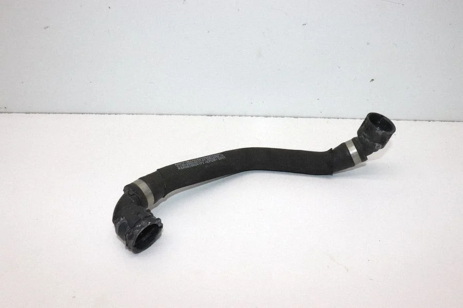 Engine coolant pipe/hose A4635013200