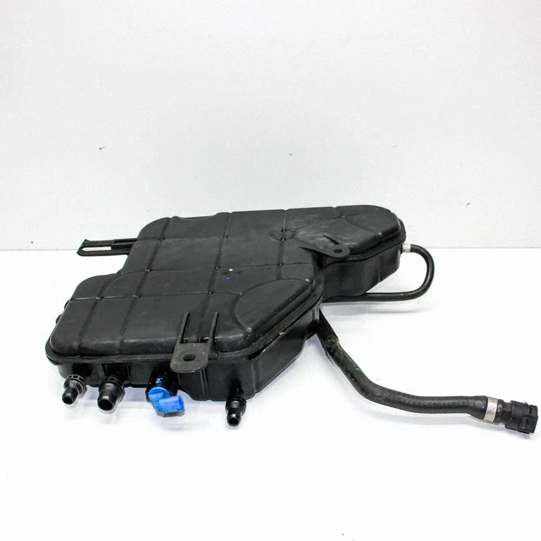 Jahutusvedeliku paisupaak 8604752