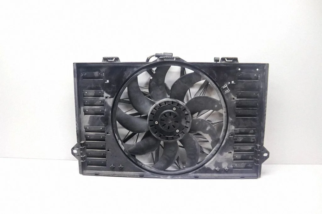 Radiaatori ventilaatori difuusor 97010606104