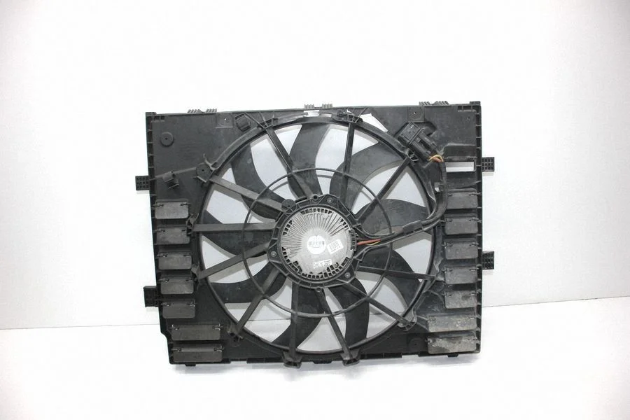 Radiaatori ventilaatori difuusor 7P0121203D