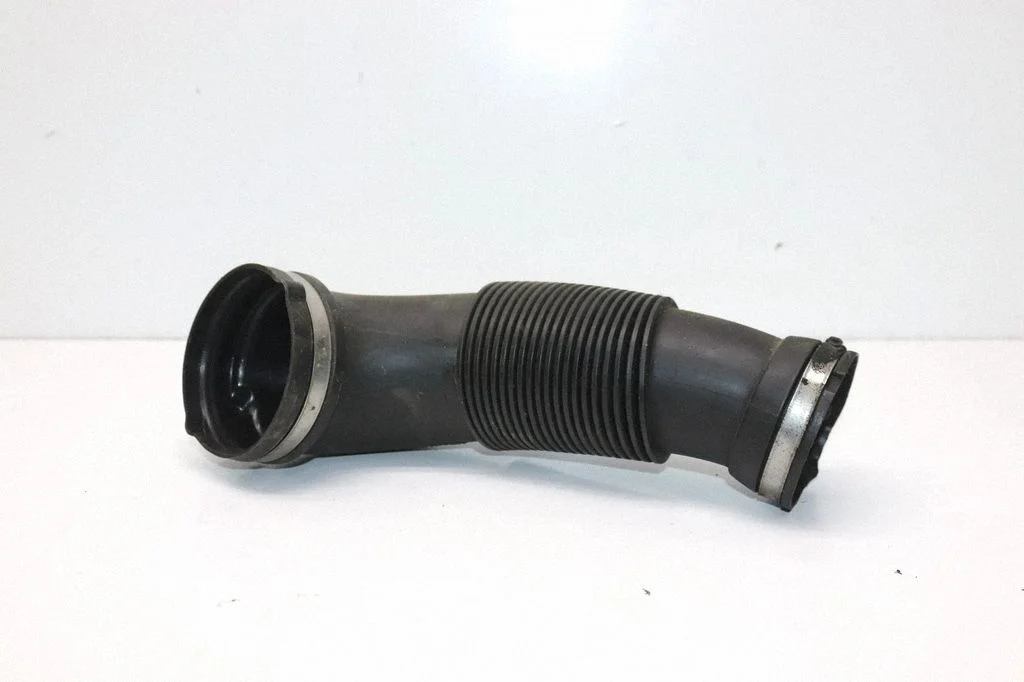 Air intake duct part 06H129629