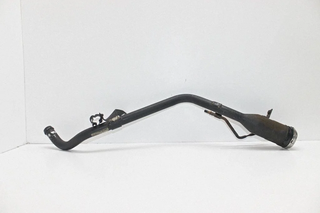 Fuel tank filler neck pipe 52112216