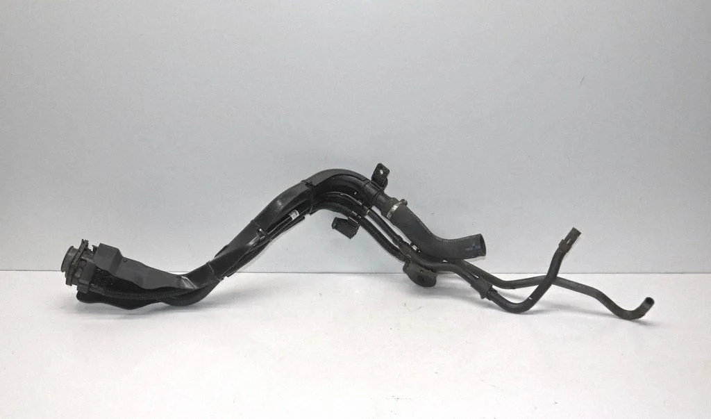 Fuel tank filler neck pipe