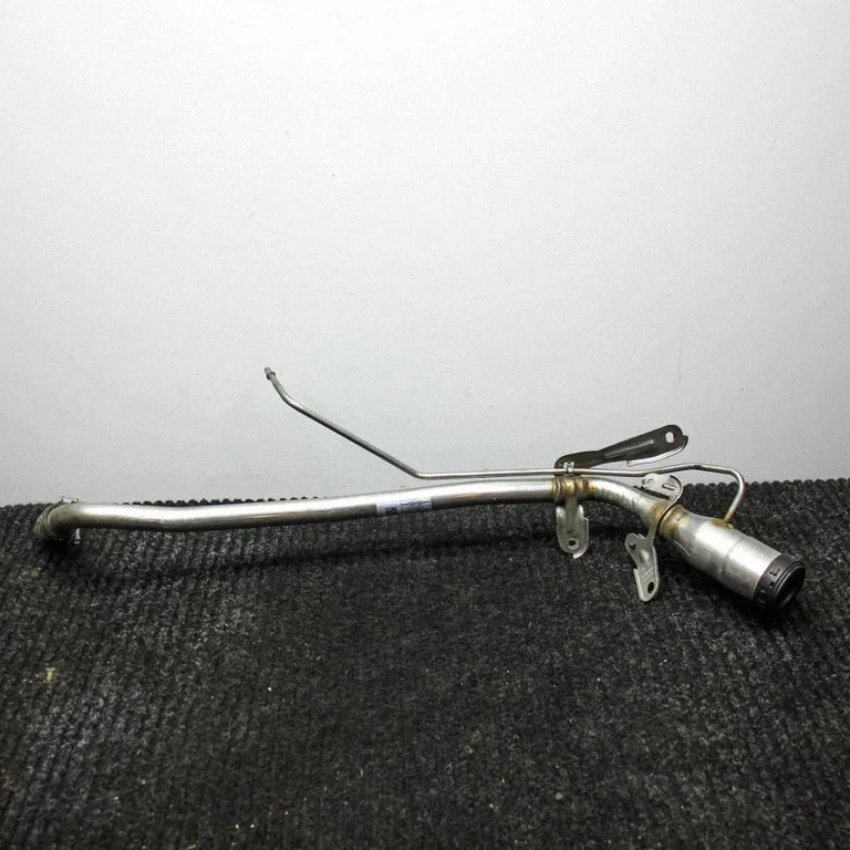 Kütusepaagi täitetoru 32312052
