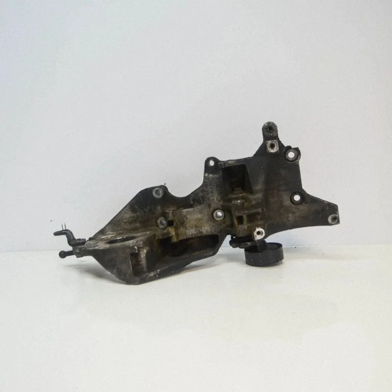 Generaatori kronstein 03L903139D