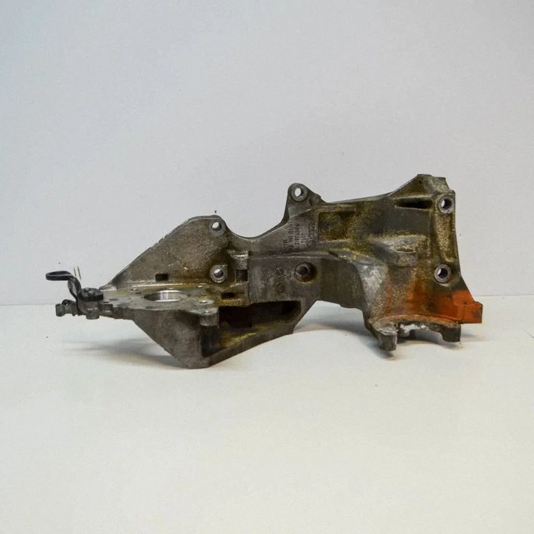 Generaatori kronstein 03L903139H