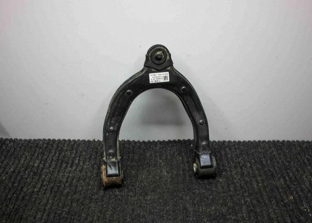 Front upper control arm/wishbone 104432600H