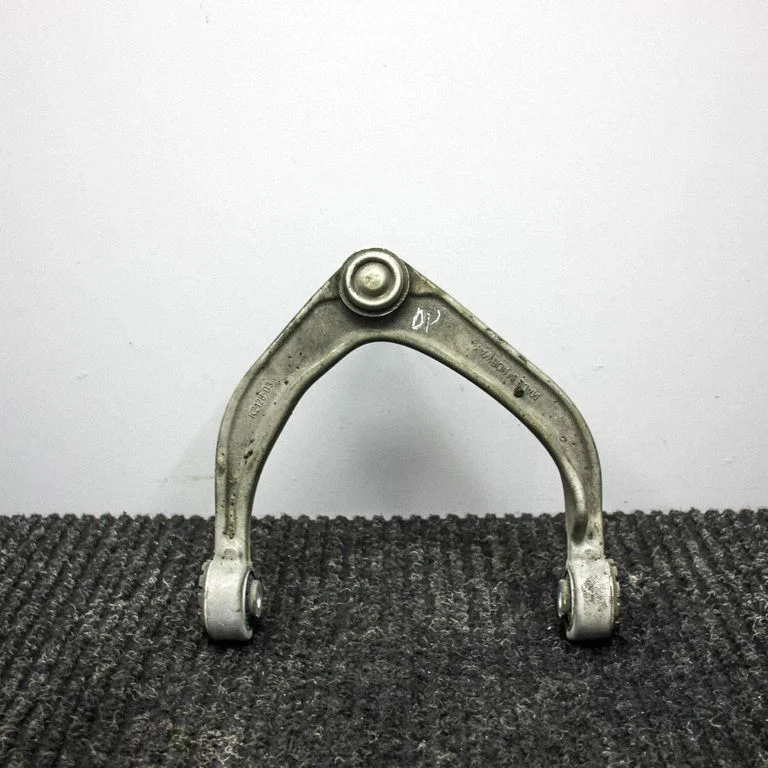 Front upper control arm/wishbone 31360837