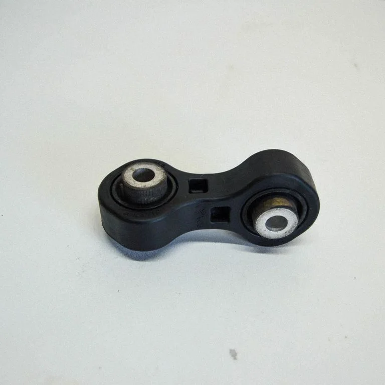 Tagumine stabilisaatori varras 8K0505465G