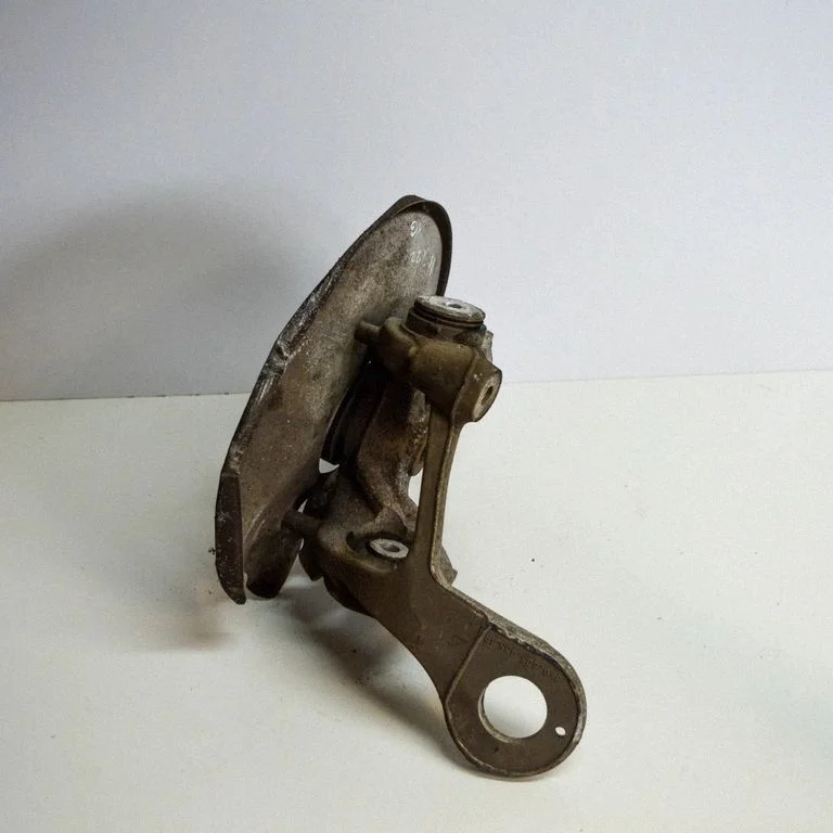 Tagumine rumm 8K0505435AB