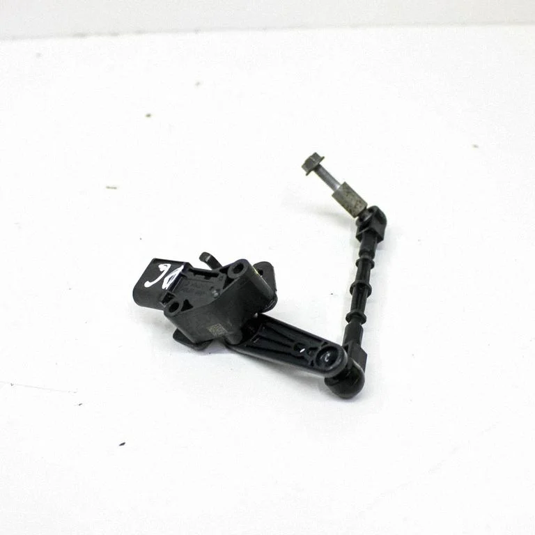 Aizmugurējās gaisa balstiekārtas augstuma sensors – Audi A5 (2016-2024)