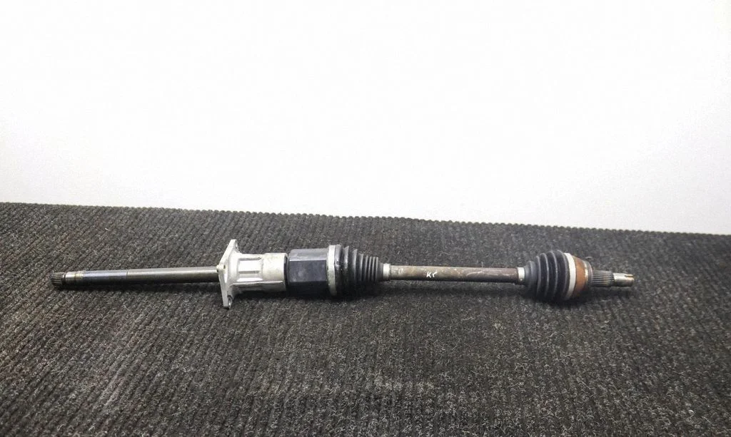 Front driveshaft – left
