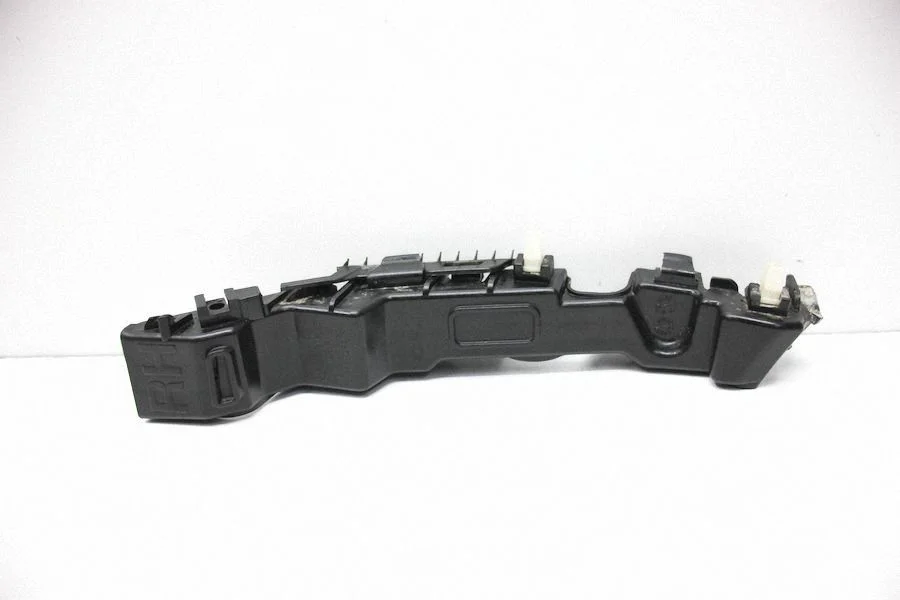 Priekšējā bampera turētājs 86514H8400