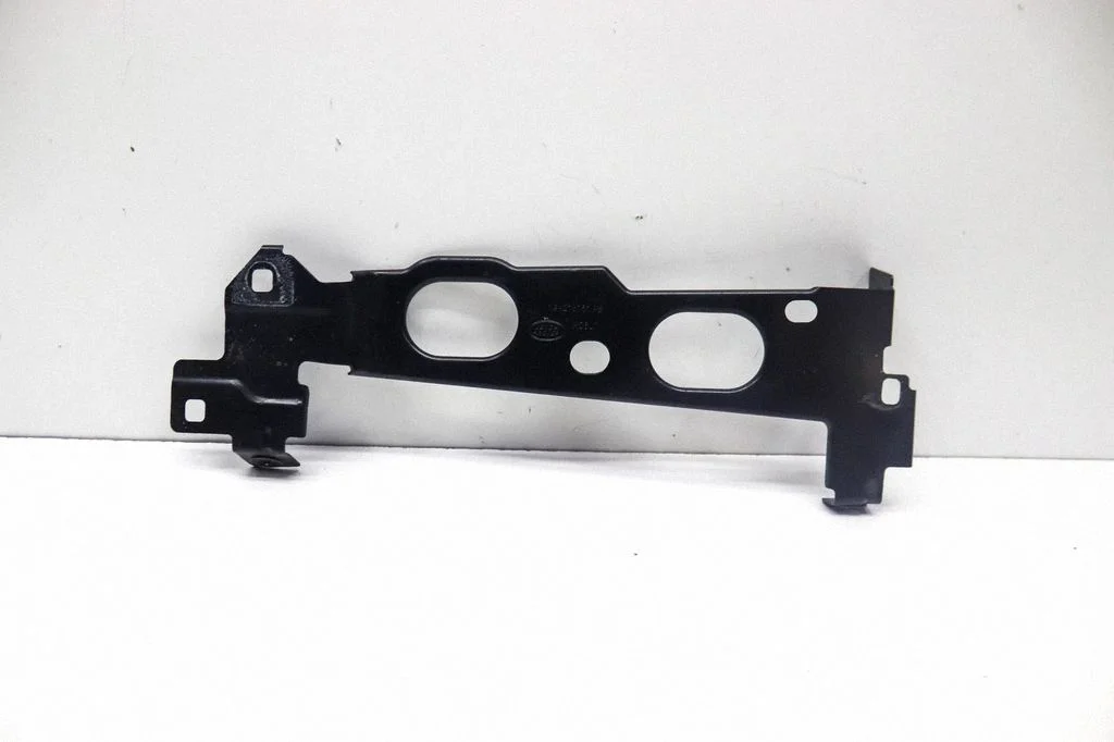 Poritiiva kinnitusklamber N9X216151AB