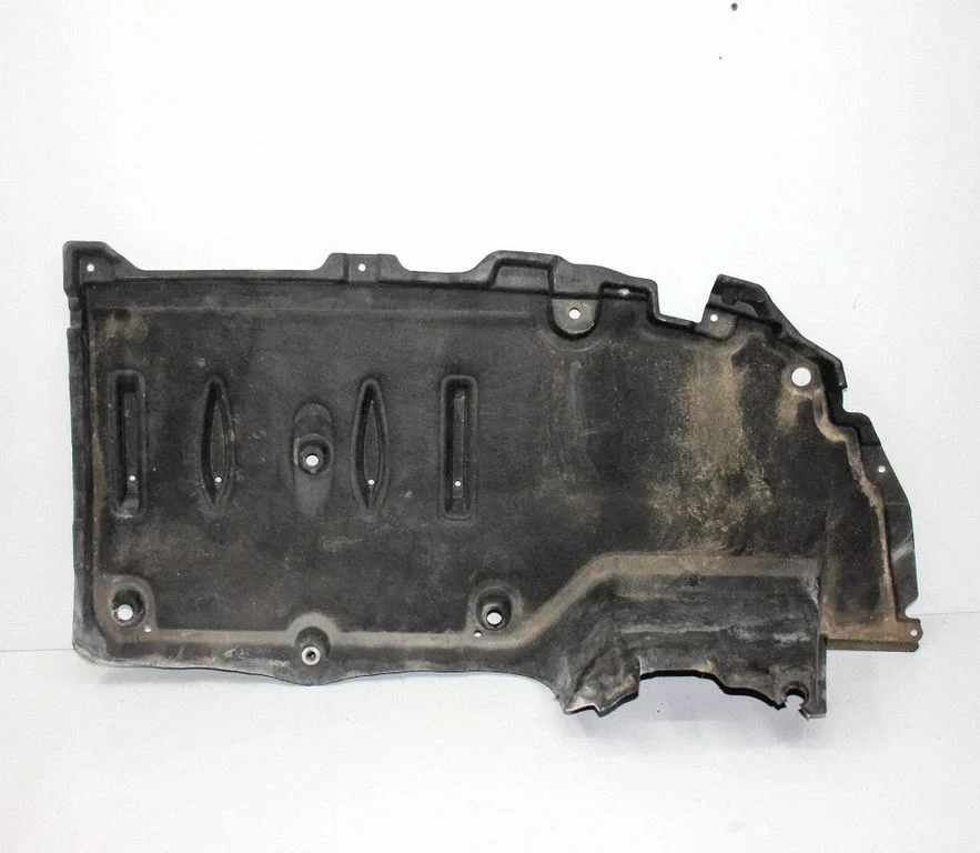 Center/middle under tray cover 5839902180