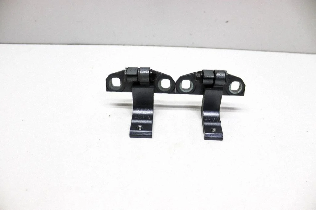 Tagaukse hingede komplekt 31402406