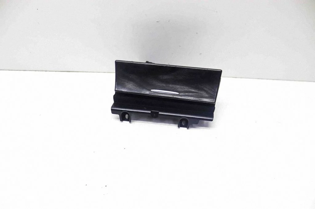 Pelnutrauks panelī S6BG79DX9AE