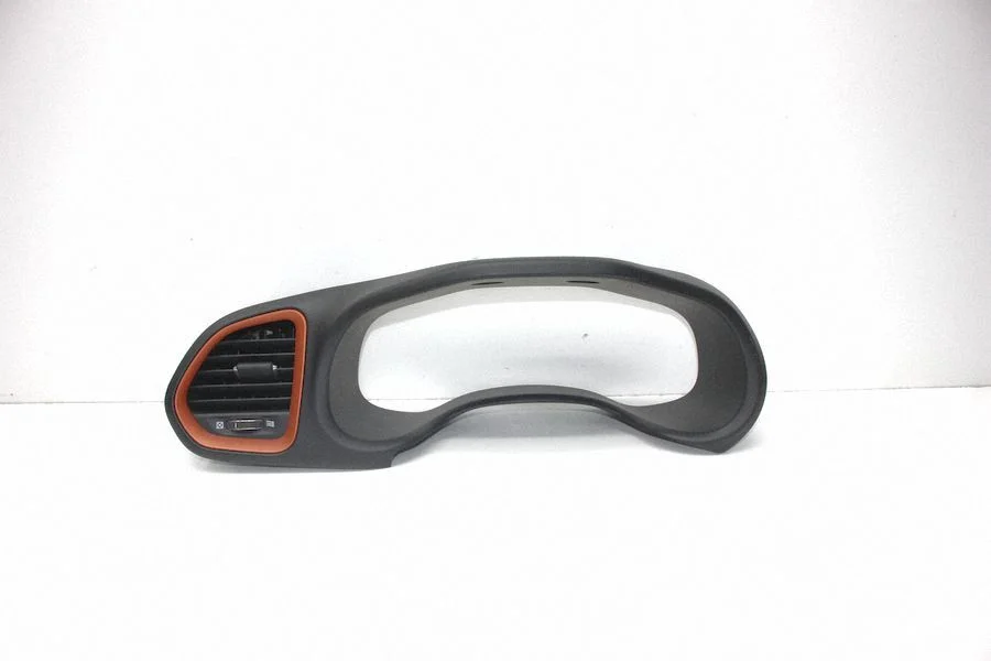 Instrumentu paneļa apdare – Jeep Renegade (2014-)