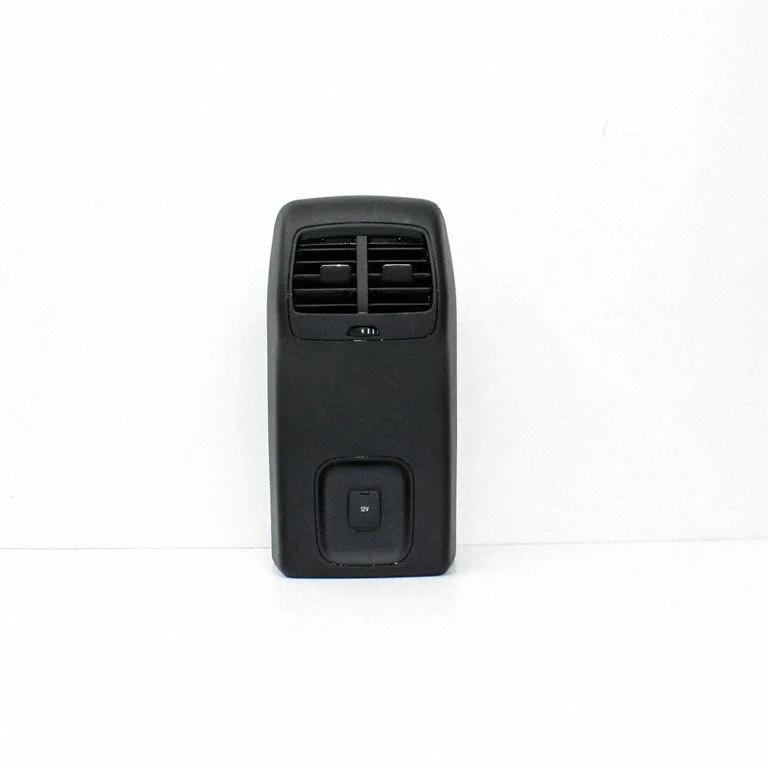 Kratka nawiewu tylna LJ6BS045B72