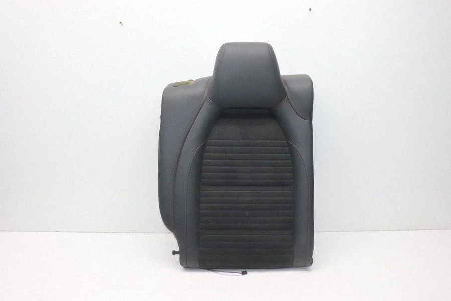 Rear seat 000000