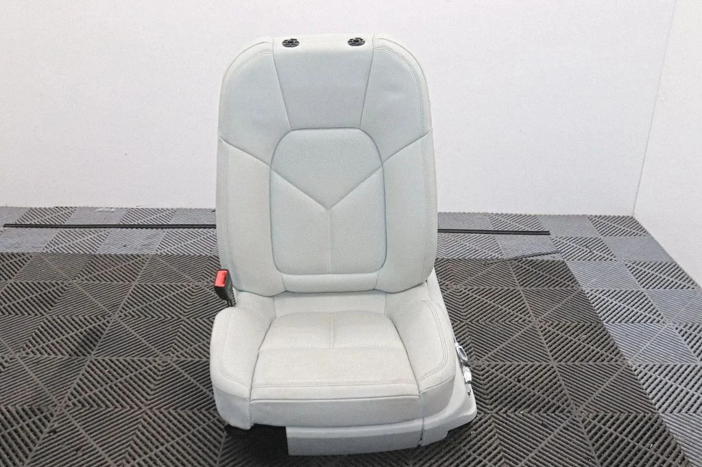 Priekšējais vadītāja sēdeklis – Porsche Macan (95B) (2019-)