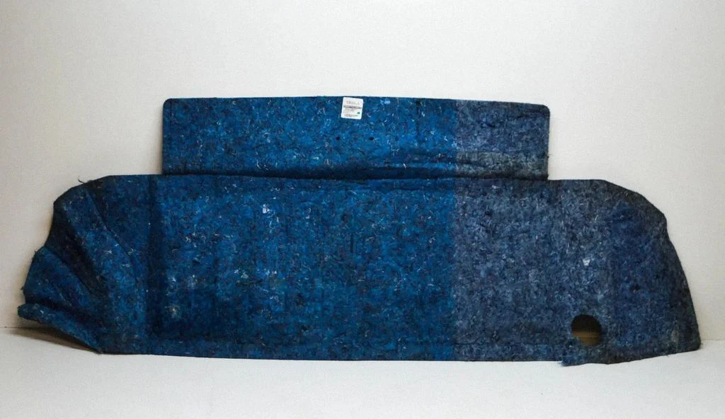 Sound insulation of firewall – Tesla Model S (2012-)