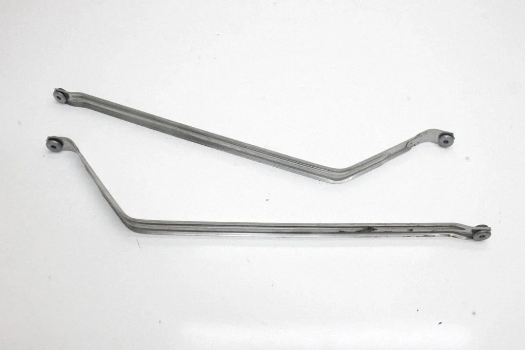 Kütusepaagi kinnitusklamber (-klambrid) – BMW 4-seeria G22 G23 G24 G26 (2020-)