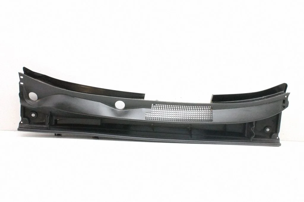 Wiper trim 5575142110 – Toyota bZ4X (2022-)