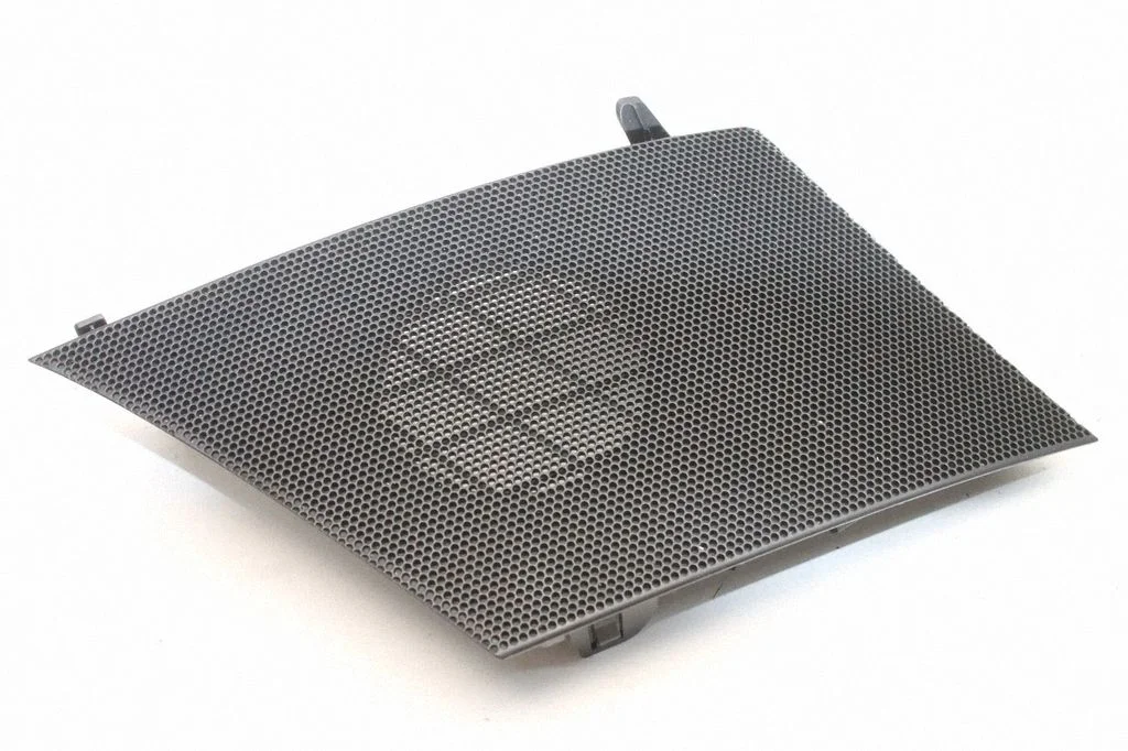 Dash center speaker trim cover – Toyota Prius (XW30) (2009-2015)
