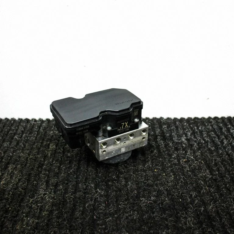 ABS bloks 8954112E30
