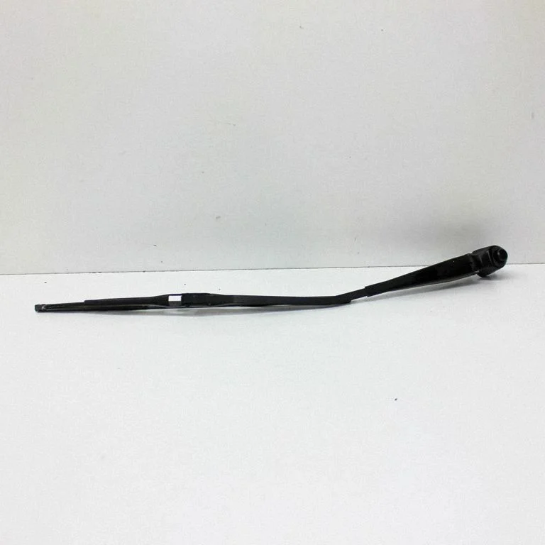 Rear wiper blade arm DT1117C403CA