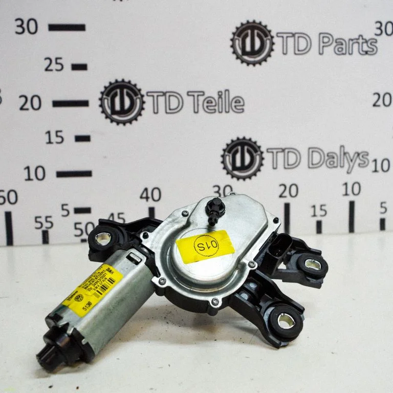 Aizmugurējā stikla tīrītāja motoriņš 5N0955711A