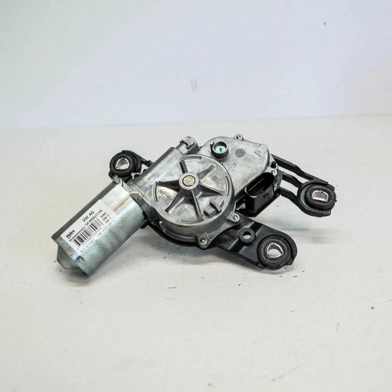 Aizmugurējā stikla tīrītāja motoriņš 5F4955711A
