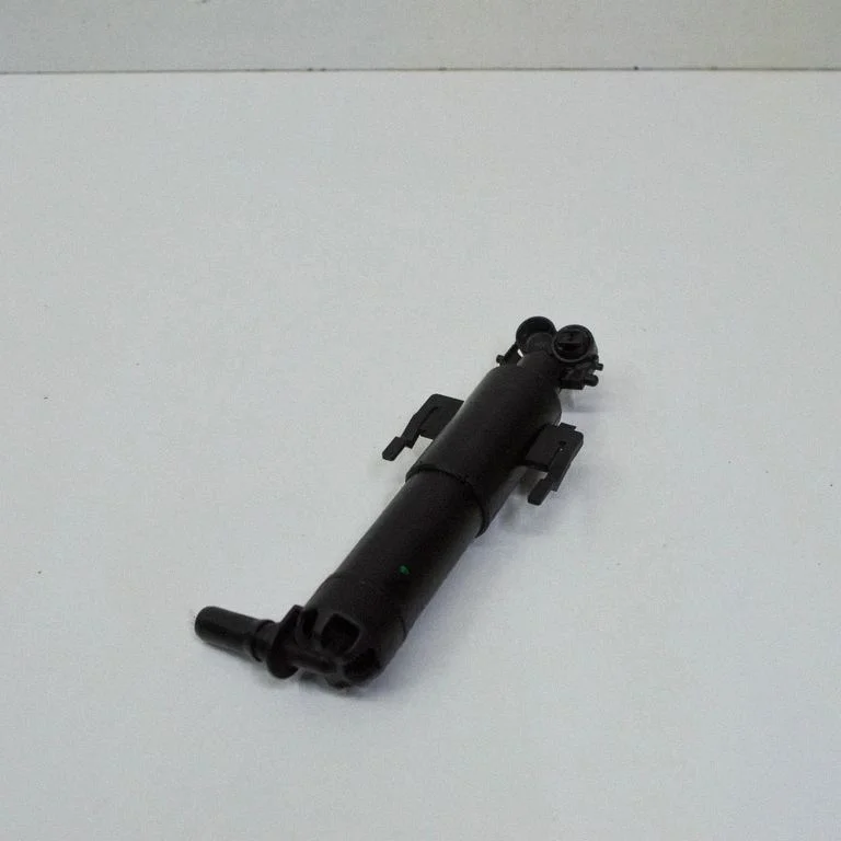 Lukturu apskalošanas sprausla(-s) 7393510