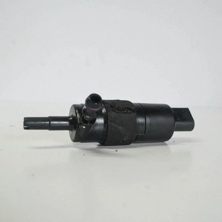 Pompka spryskiwacza szyb 3B7955681