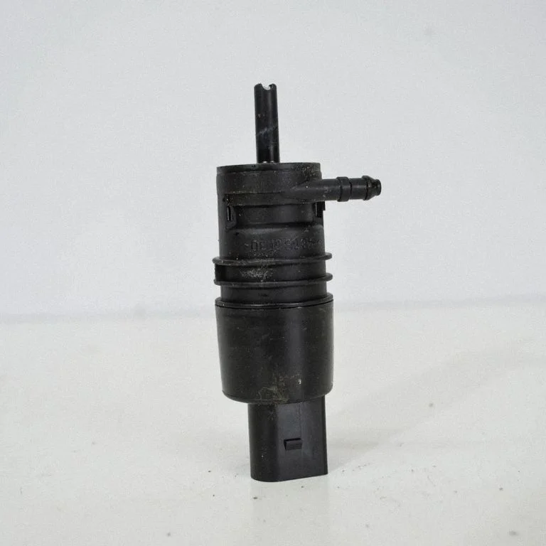 Pompka spryskiwacza szyb 7302588