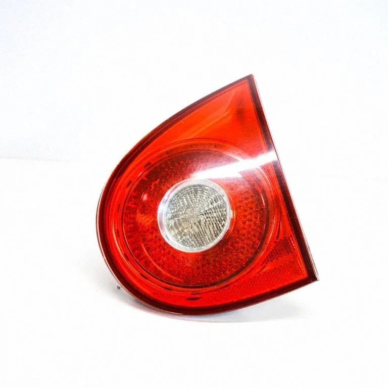 Lampa tylna w klapie 1K6945094J