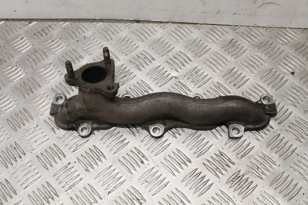 Exhaust manifold – Honda Civic IX (2011-2017)