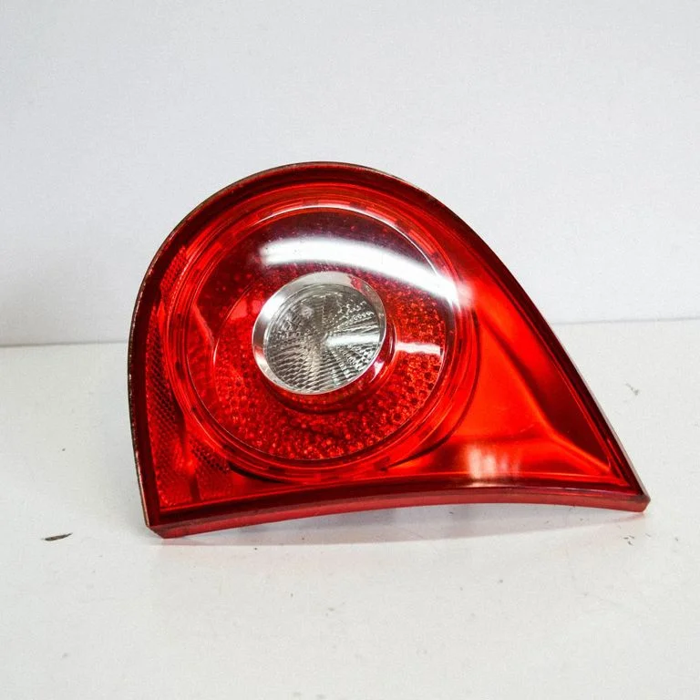 Tailgate rear/tail lights 1K6945094E
