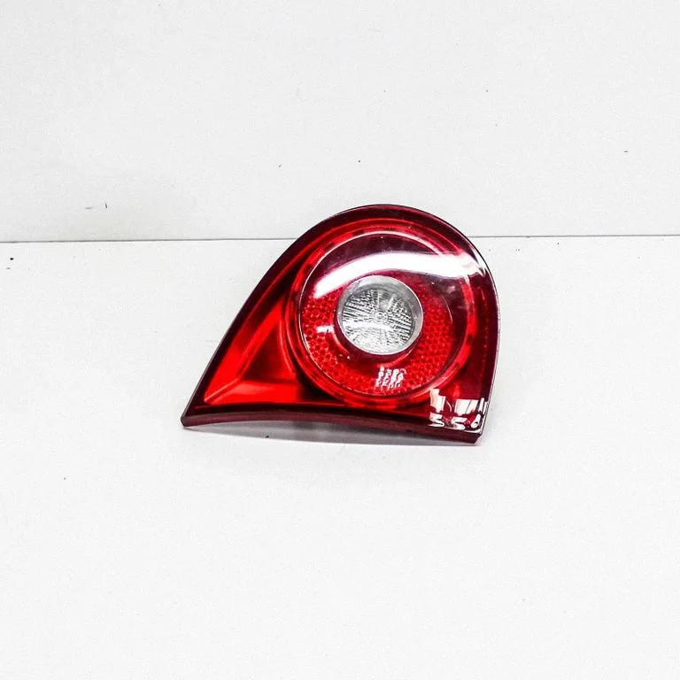 Tailgate rear/tail lights 1K6945093F