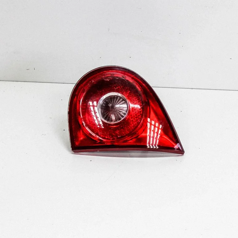 Tailgate rear/tail lights 1K6945094F