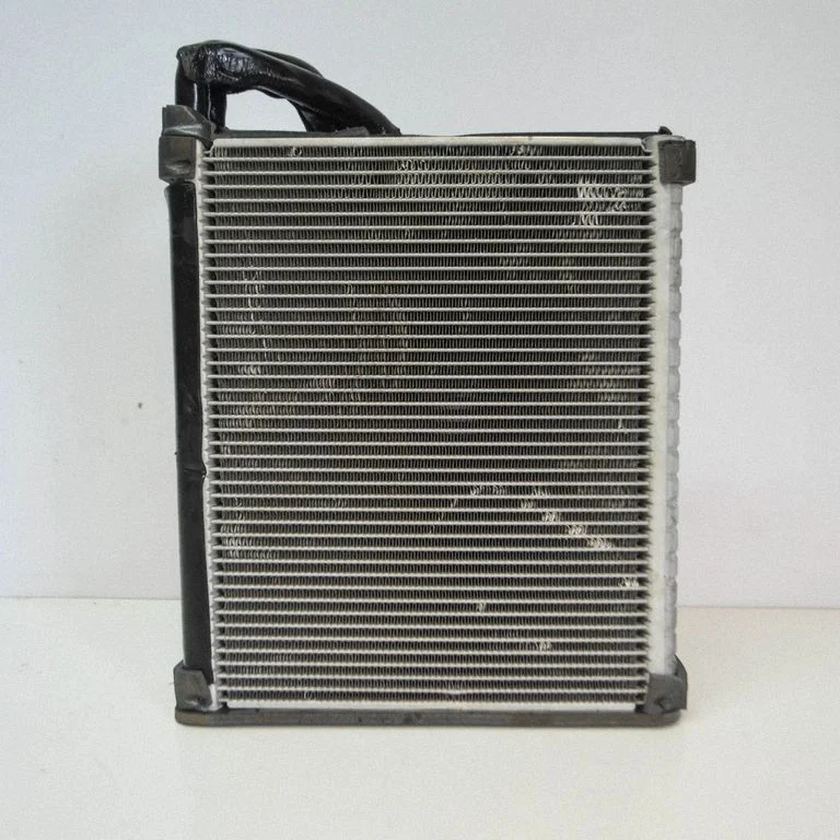 Gaisa kondicioniera dzesēšanas radiators (kondensators) 4G0820181A
