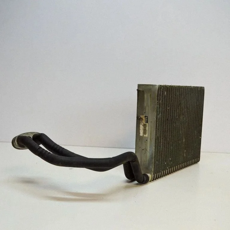 Gaisa kondicioniera dzesēšanas radiators (kondensators) 8E1820103A