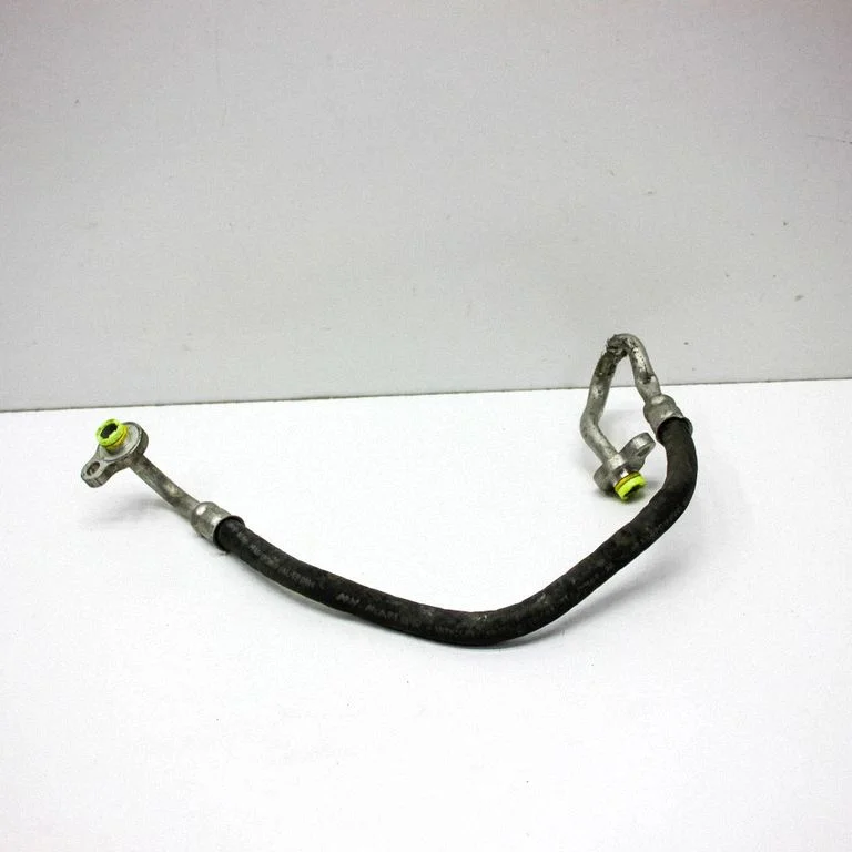 Air conditioning (A/C) pipe/hose