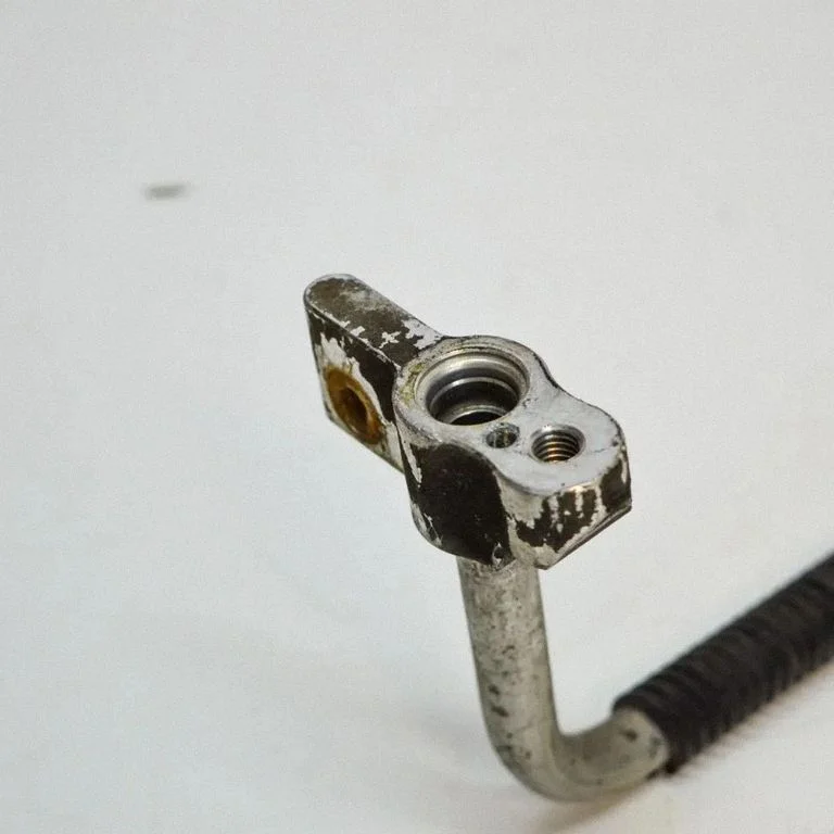 Air conditioning (A/C) pipe/hose