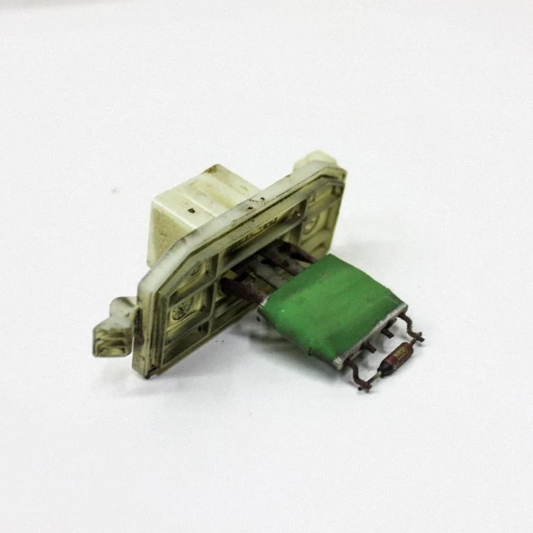 Heater blower motor/fan resistor